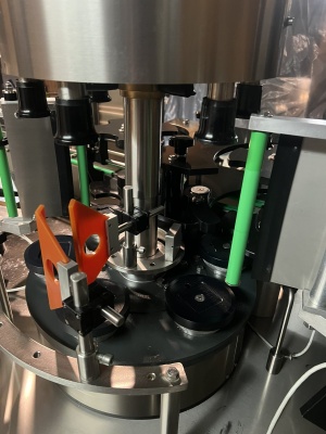 Этикетировочный автомат s.t.s. Италия 6000 б/ч самоклейка