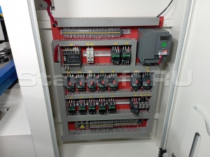 5-ти шпиндельный четырёхсторонний фрезерный станок продольного типа с 2-мя нижними шпинделями QMB-T520A