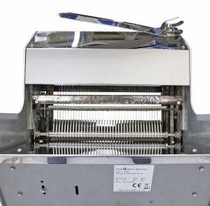 Хлеборезка Daub Bakery Machinery BV CSL-44-AS настольная