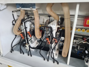 Кромкооблицовочный станок с прифуговкой Nanxing NB6JQFVKL