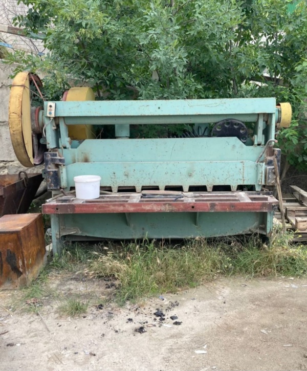 Гильотина до 6 мм * 2000 мм