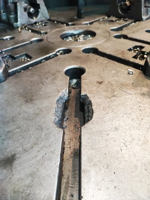 Токарно-карусельный станок 1516