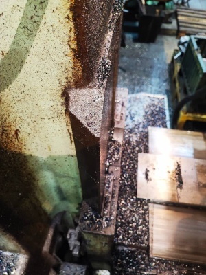 Вертикально-фрезерный 6Т13