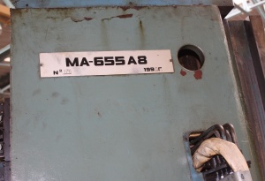 Вертикально-фрезерный станок МА-655А8