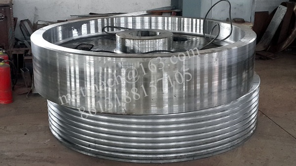 Маховик для щековой дробилки СМД107,108,109,111,117,118