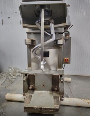 Аппарат для замеса теста Gostol SMH 100