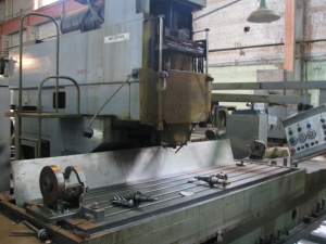 Вертикально-фрезерный станок с ЧПФУ ФП37Н3