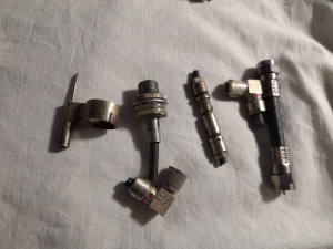 Рaзъёмы.пepexодники.и дpугое для радиoприбoрoв