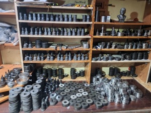 Пробойники для отверстий, пуансоны, матрицы и ножи