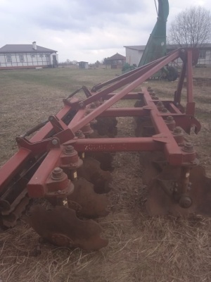 Плуг для подготовки почвы пд-3.3