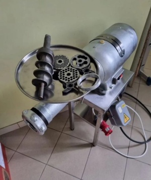 Производственная мясорубка МИМ-722