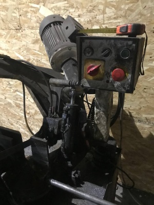 Ручной ленточный станок Bomar Ergonomic 320/250