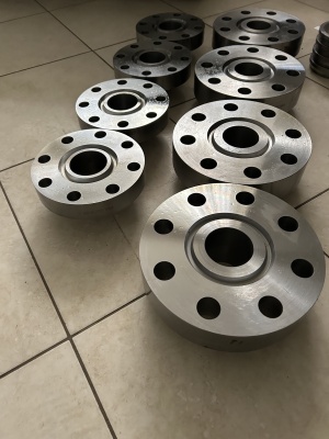 Фланцы воротниковые стальные 65х21 с D=195мм и D=245мм