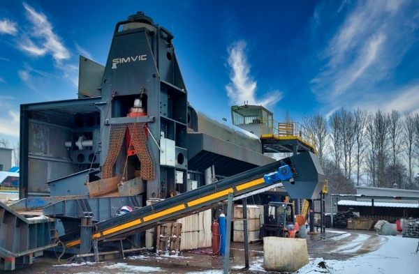 Пресс ножницы SH3L-1500 (3 камеры предварительного прессования)