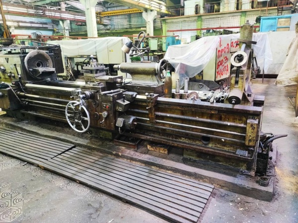 Токарно-винторезный 1м63бф101 дип 300