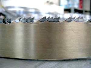 Широкие ленточные пилы со стеллитовым зубом. Те самые