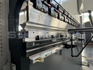 Гидравлический листогибочный пресс KRRASS SPB 110/2500 4 axis