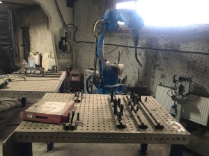 Роботизированный комплекс по автоматизации процесса сварки CRP-RH20-10