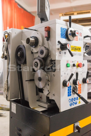 Токарно-винторезный станок CM6241/1000