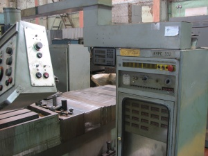 Вертикально-фрезерный станок с ЧПФУ ФП37Н3