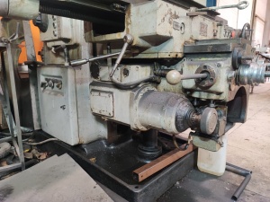 Горизонтально фрезерный станок 6р82г