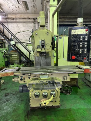 Вертикальный фрезерный станок Heckert FSS 400 v2 (аналог 6т13)