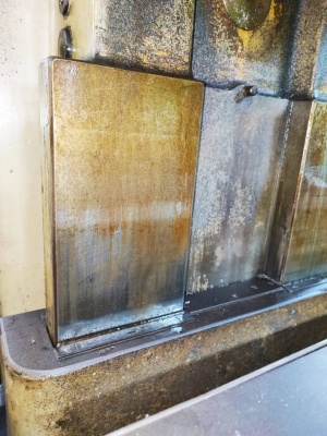 Вертикально-фрезерный FSS400