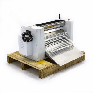 Машина тестораскаточная GGF 500 SM