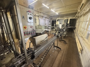 Линия розлива во флаконы