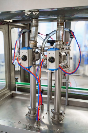 Промышленный аппарат для розлива