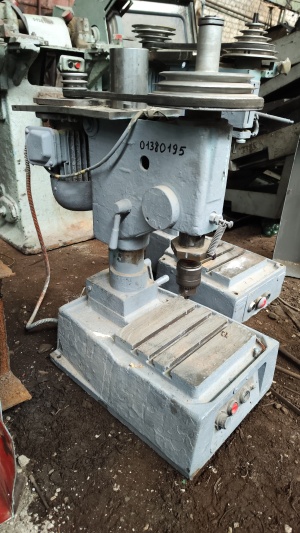 вертикально-сверлильный 2Н135, 2Н118, настольный 2н108