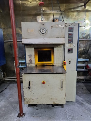 Вулканизационный пресс 100-400 2Э