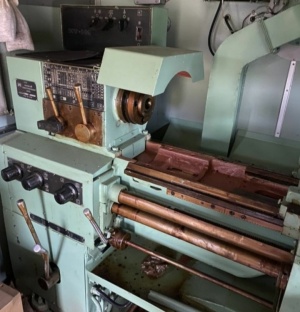 Токарный станок ит-1м