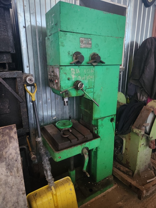 2Г125 вертикально-сверлильный станок