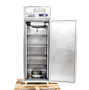 Шкаф холодильный Master Chef ARG-701