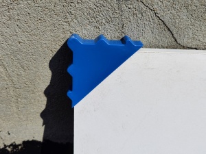 Уголки для защиты кромки изделий от сколов