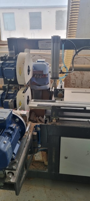 Универсальное оборудование обработки древесины