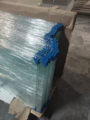 Уголки защитные для транспортировки изделий из стекла