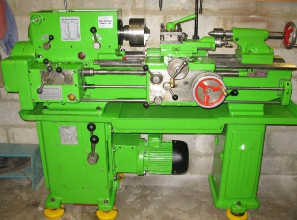 Токарный станок тв 320Токарный станок тв 320