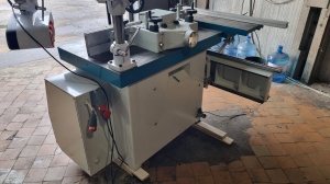 Фрезерный станок Griggio T220