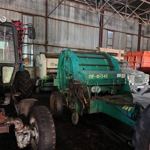 Пресс-подборщик пр-Ф-145