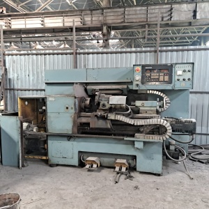 токарный станок с ЧПУ 16Б16Т1С1 с НЦ-31