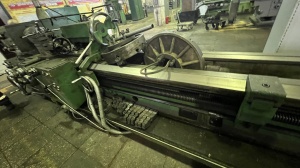 Токарно-винторезный станок TOS SUS63 рмц 5000