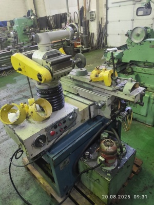 Вертикальный фрезерный станок 6Р13