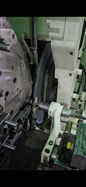 Шлифовальный станок для круглого наружного шлифования колец подшипников SWa AGL 125 (АГЛ 125) WMW