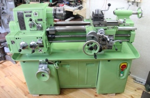 Токарный станок 70000