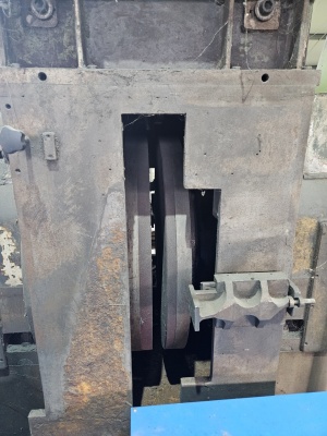 Двухсторонний шлифовальный станок GIUSTINA, Besly 236