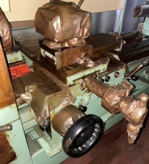 Токарный станок