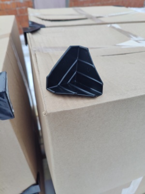 Защитные уголки для плитки