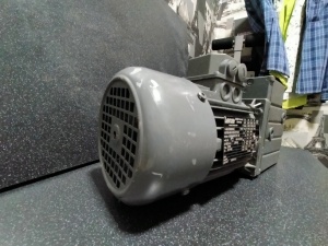 Мотор-редуктор Lenze EN60034 новый